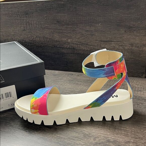 MIA Women’s Size 7.5M Tie Dye Mady Style Ankle Strap Platform Sandals New In Box - Picture 1 of 6
